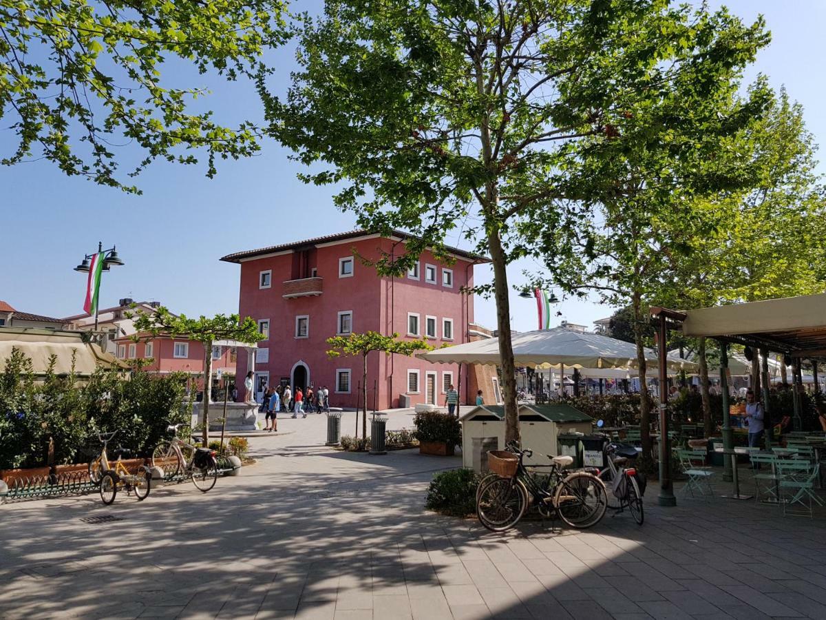 Rodeo Drive Apartment Viareggio Exterior photo